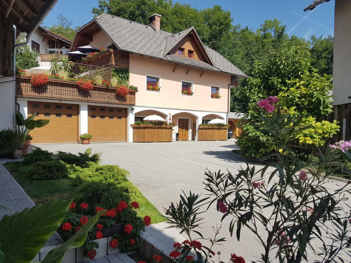 Apartmaji Mezan Bled Exterior photo